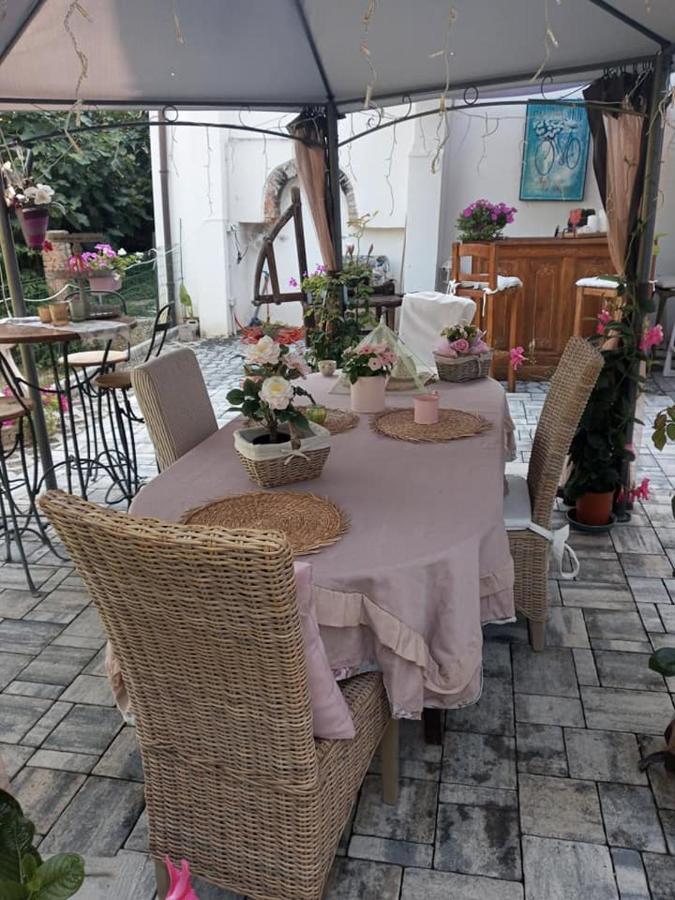Bb Lady Bed & Breakfast Castelvetro di Modena Exterior photo